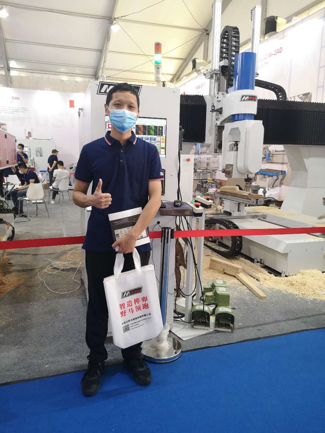 《入職喜報》39歲的老韓入職東莞野馬機械設(shè)備擔任五軸編程師